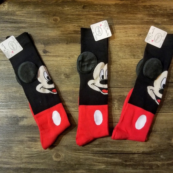 Mickey Mouse 3D knee high socks - Picture 2 of 3